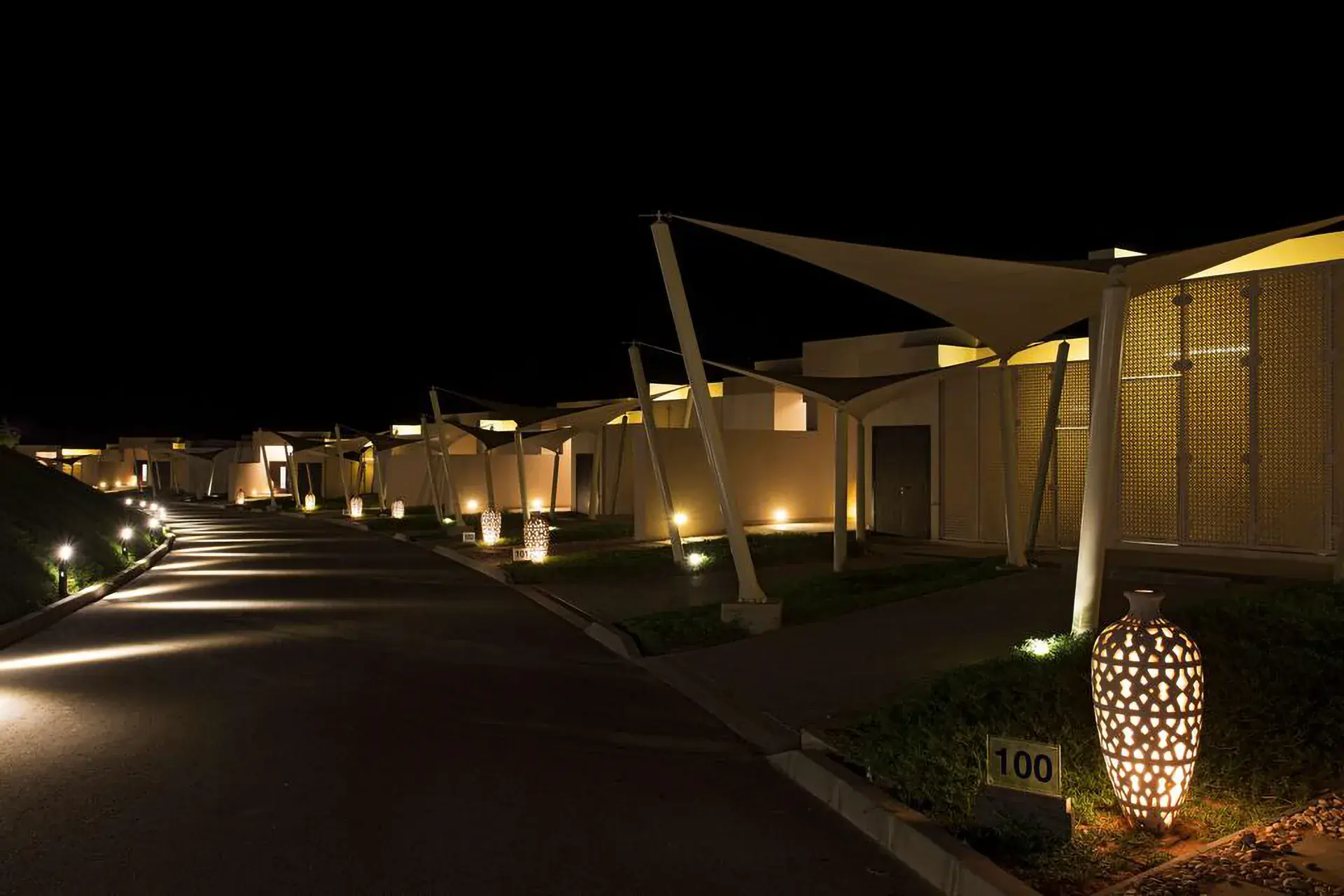 Healthcare and medical facility investments